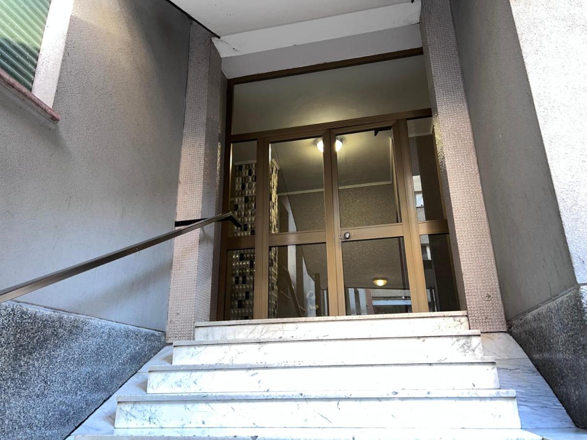 Casa Luca Lejlighed Milano Eksteriør billede